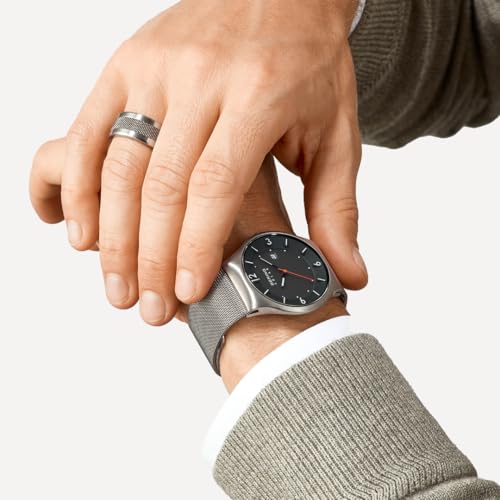 Bering Men's Solar Watch, 40 mm Stainless-Steel Case and Dial, Milanese Strap, Sapphire Crystal, 5 ATM, 14440, Grey/Silver, 40, 14440-077