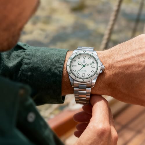 watchdives WD1969/ WD1969B Pro Dive Watches VH31 Sweep Second Quartz Watch 38mm Sapphire Crystal Luxury Wristwatch 200m Diving Watch for Men (White)