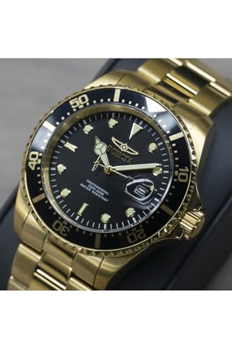 Invicta Men's 'Pro Diver' Quartz Stainless Steel Casual Watch (Model: 22062)